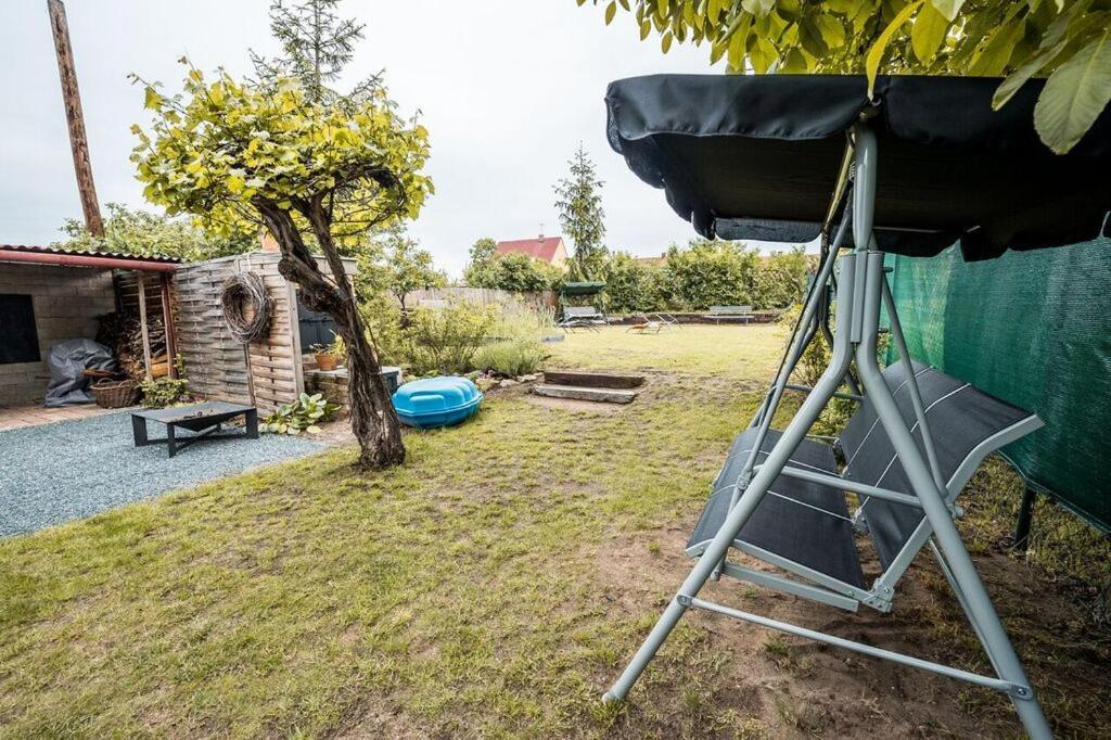 Apartman Ve Dvore Ratiskovice Buitenkant foto